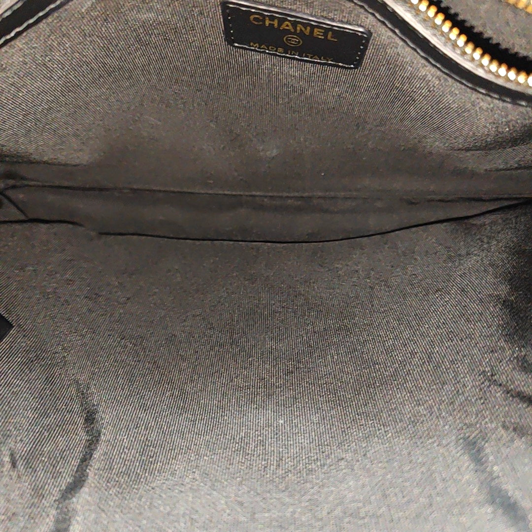 Quilted Calfskin Shoulder Bag Black