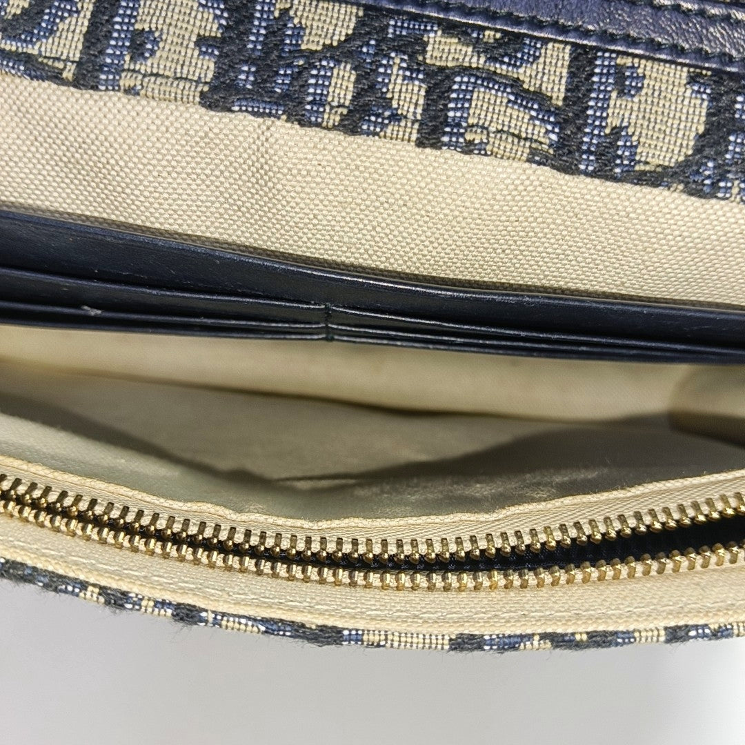 Authenticated pre-owned  Saddle Monogram Canvas Blue - Shoulder Bag at Looply