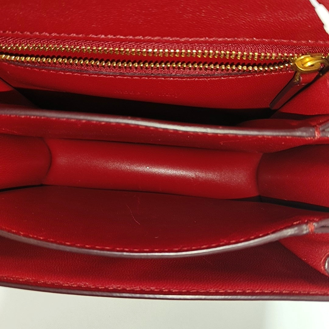 Authenticated pre-owned  CLASSIC BOX Mini Calfskin Red - Crossbody Bag at Looply