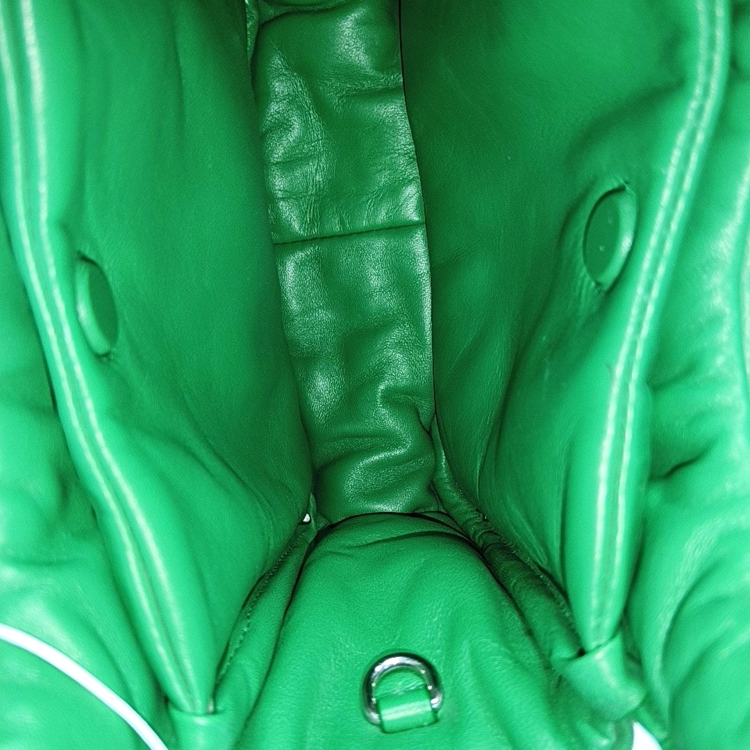 Lambskin Shoulder Bag Green