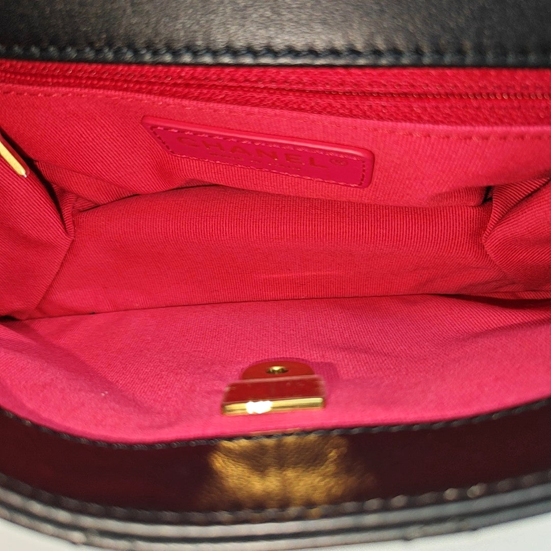 KELLY Small Quilted Calfskin Black