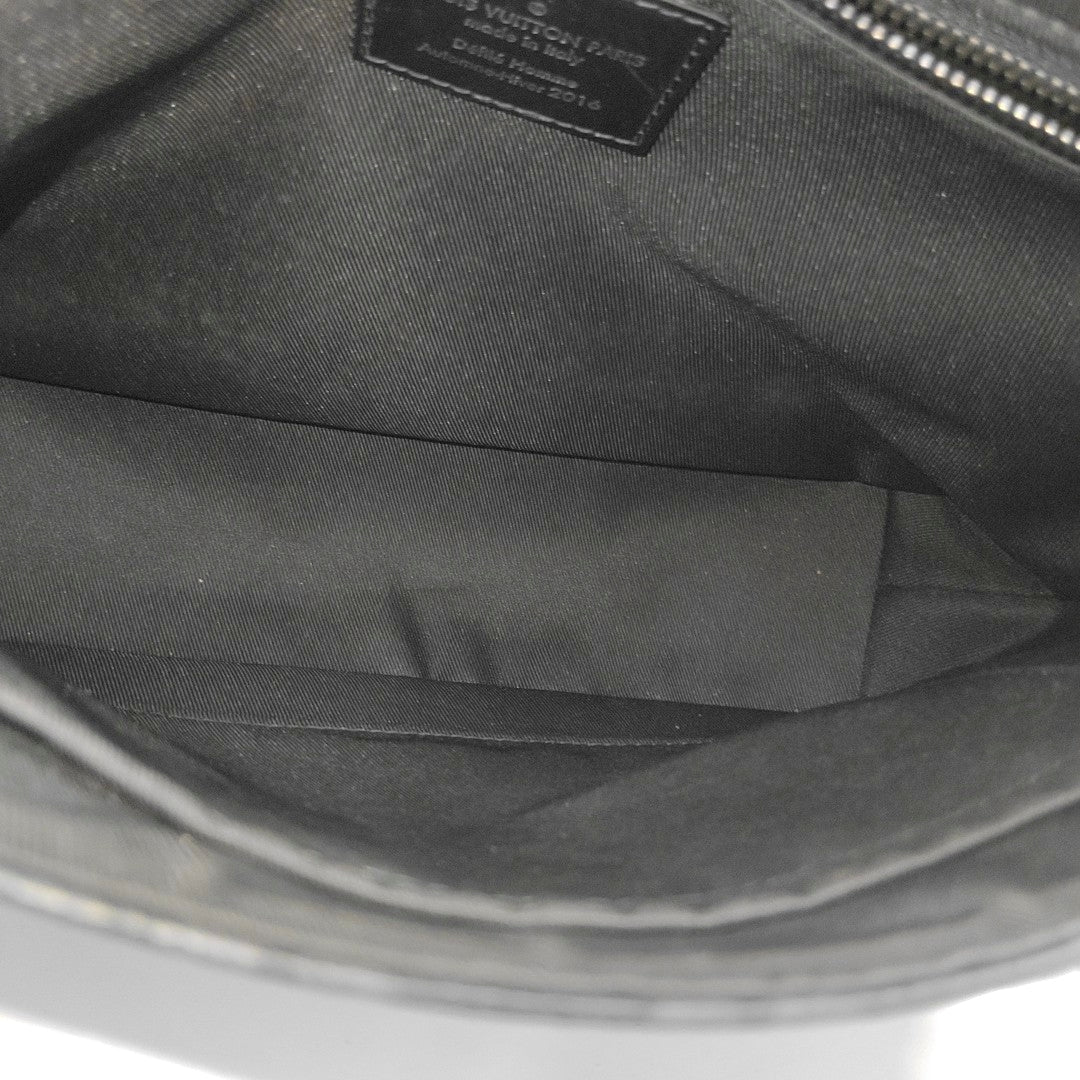VOYAGER PM Lona Monogram Revestida Negra