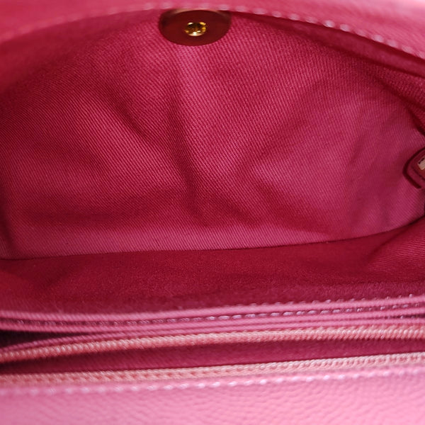 COCO HANDLE Becerro Granulado Acolchado Pequeño Rosa