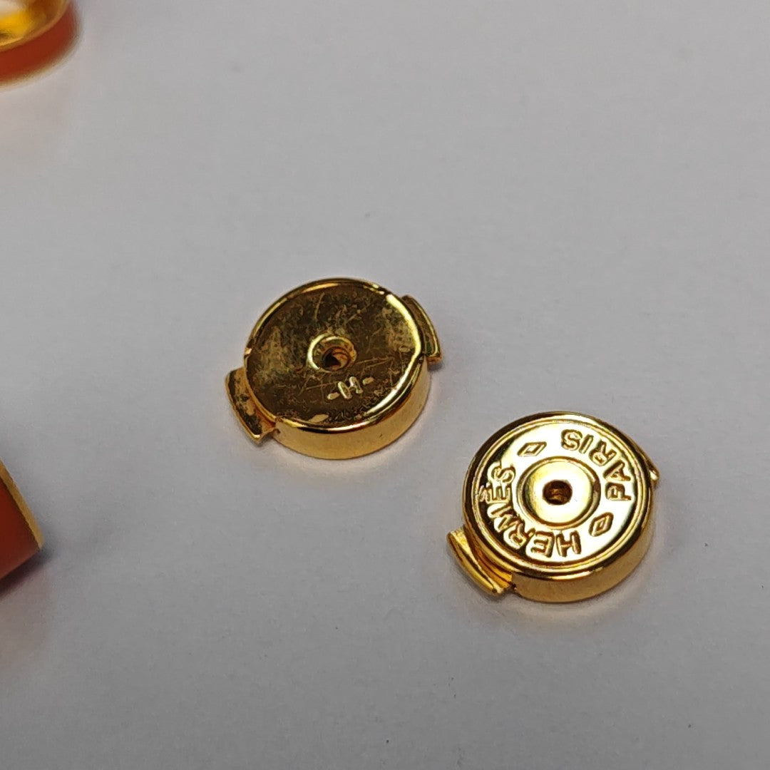 Pop H Metal Gold Stud Earrings