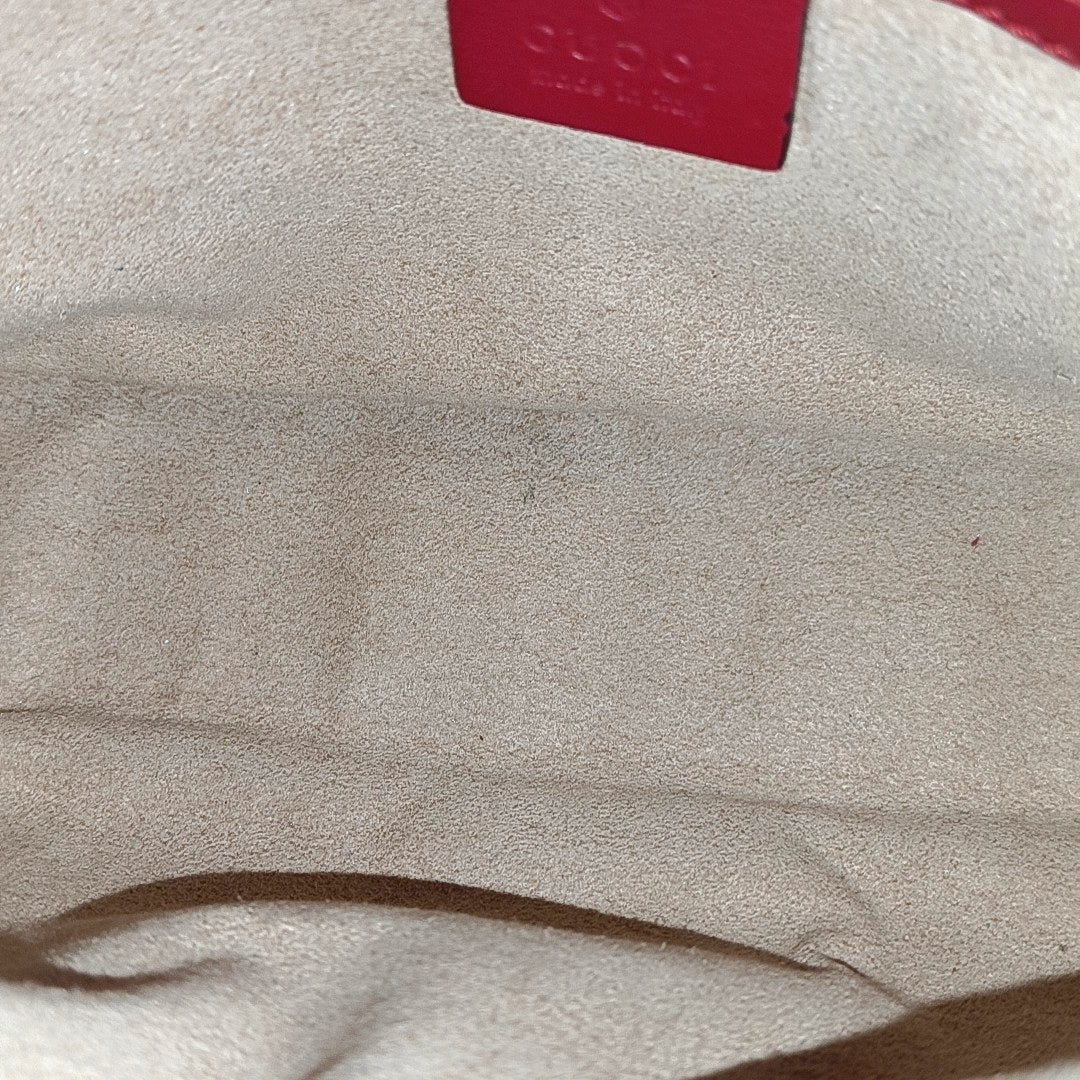 GG Marmont Medium Quilted Calfskin Red