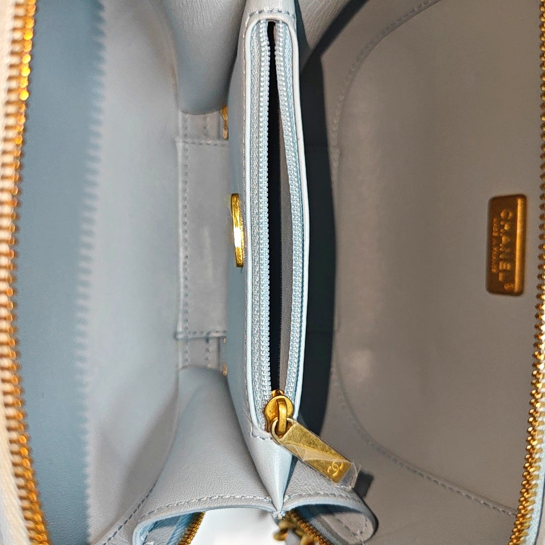 Quilted Lambskin Shoulder Bag Blue