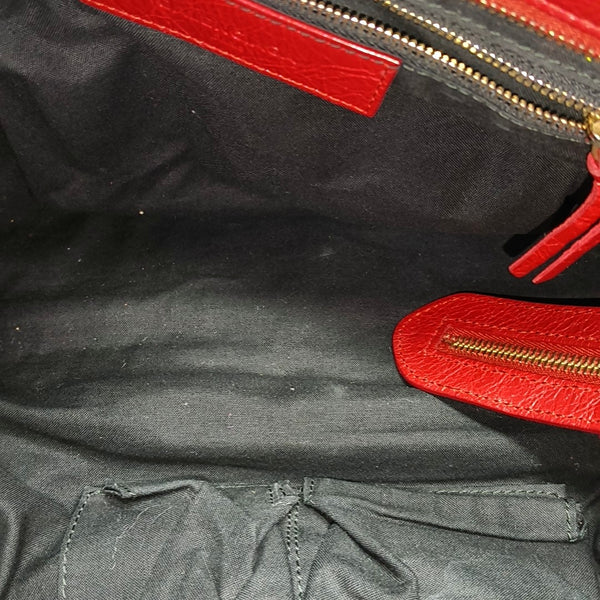 Authenticated pre-owned  Classic City Medium Lambskin Red - Tote Bag at Looply