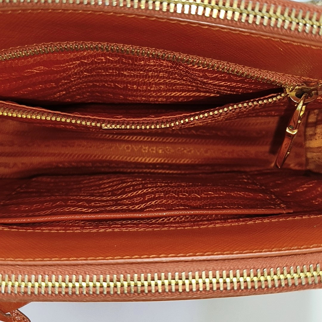 Galleria Small Saffiano Calfskin Orange
