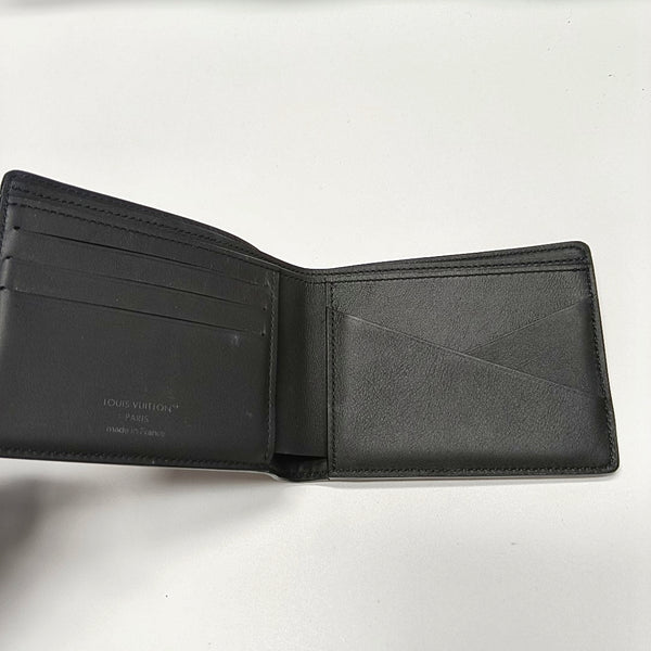 VICTORINE Calfskin Black Wallet