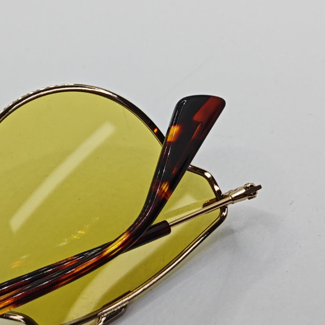 Gafas de sol metálicas amarillas