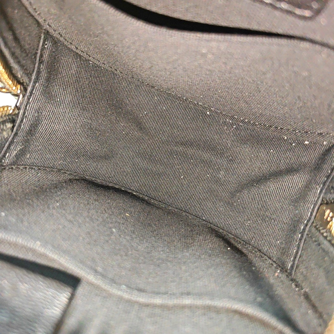 ROUND Quilted Lambskin Black
