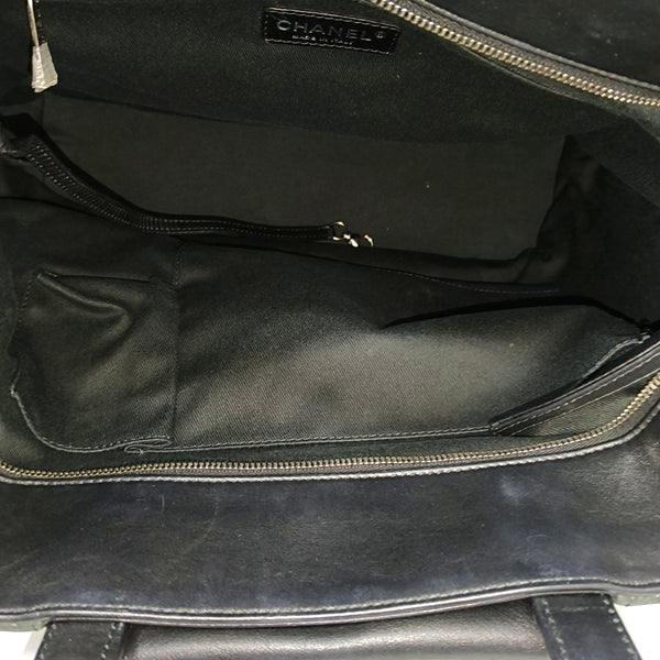 Quilted Calfskin Shoulder Bag Large Black