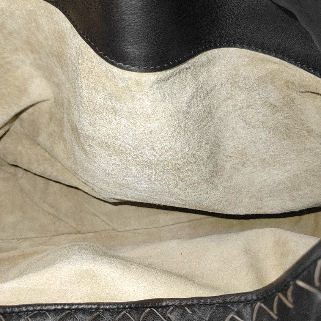 Veneta Calfskin Brown