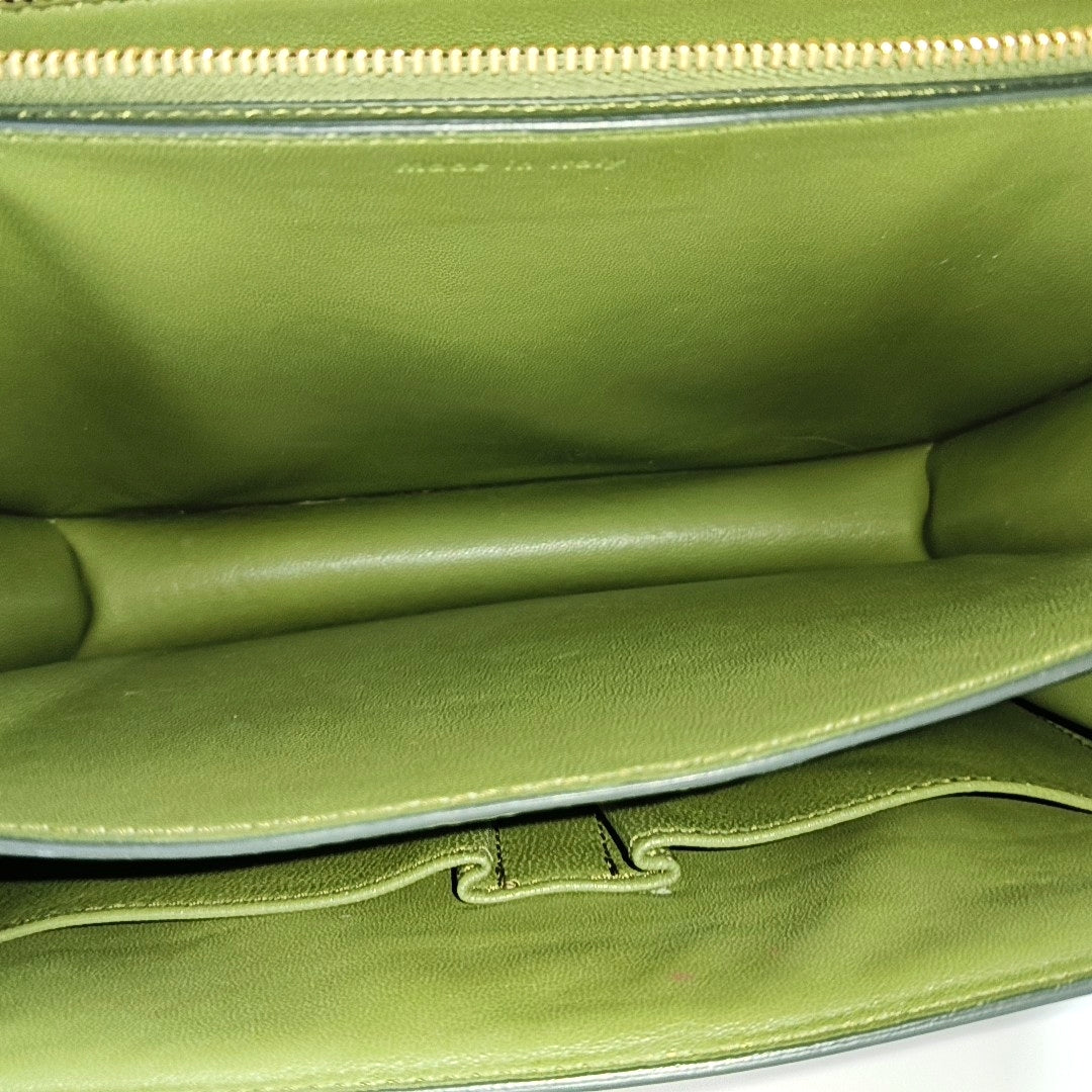 CLASSIC BOX Medium Calfskin Green