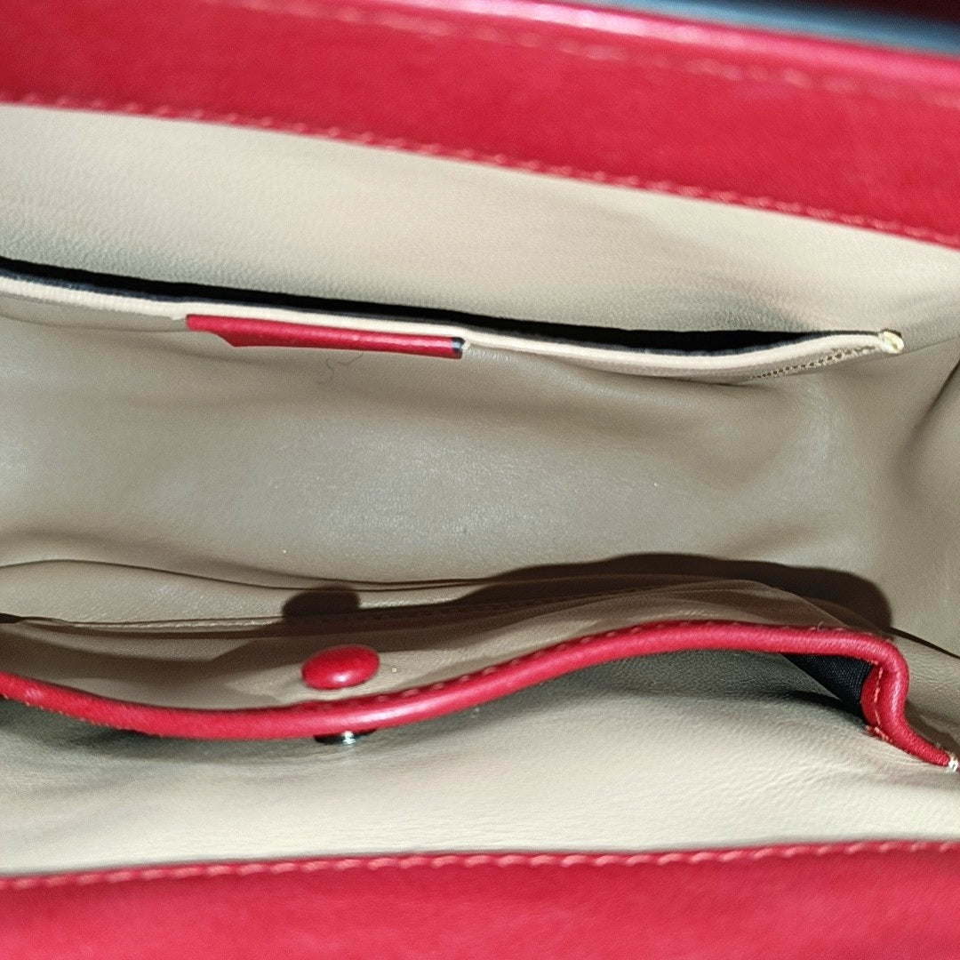 Lady Lock Calfskin Red