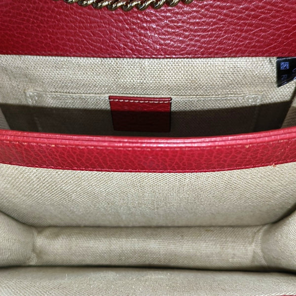 Authenticated pre-owned  Interlocking G Small Calfskin Red - Shoulder Bag at Looply