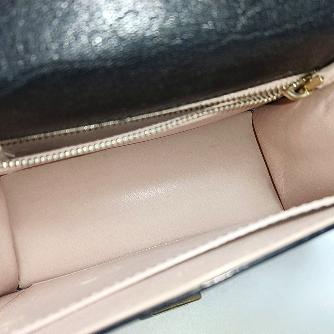 Diorama Calfskin Black