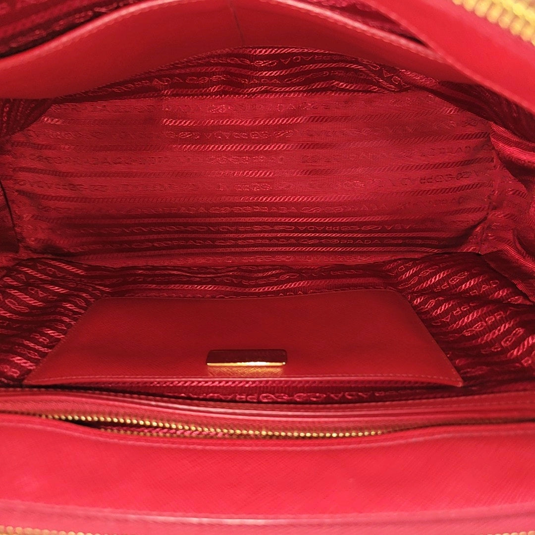 Galleria Large Saffiano Calfskin Red