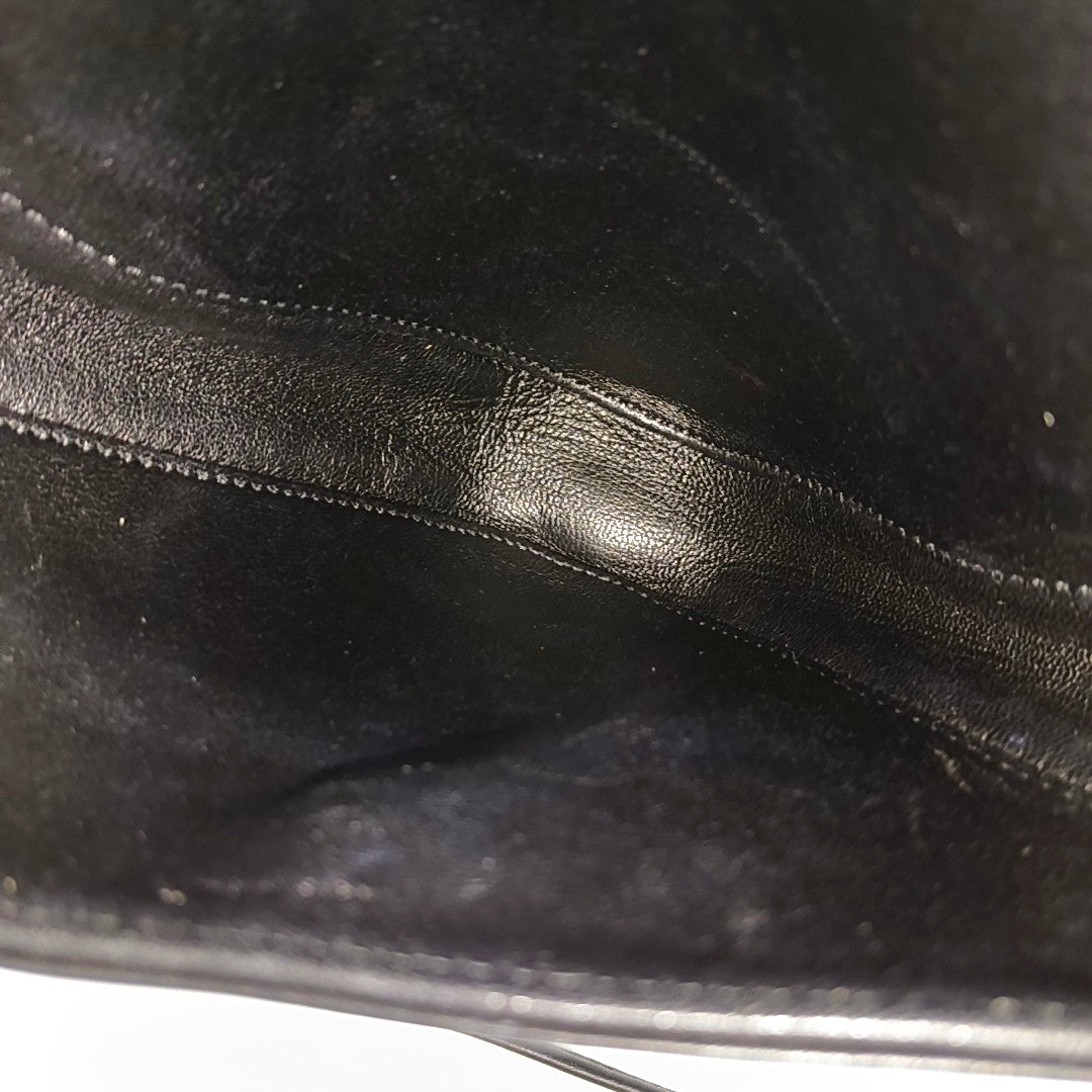 TRIANGLE Calfskin Black