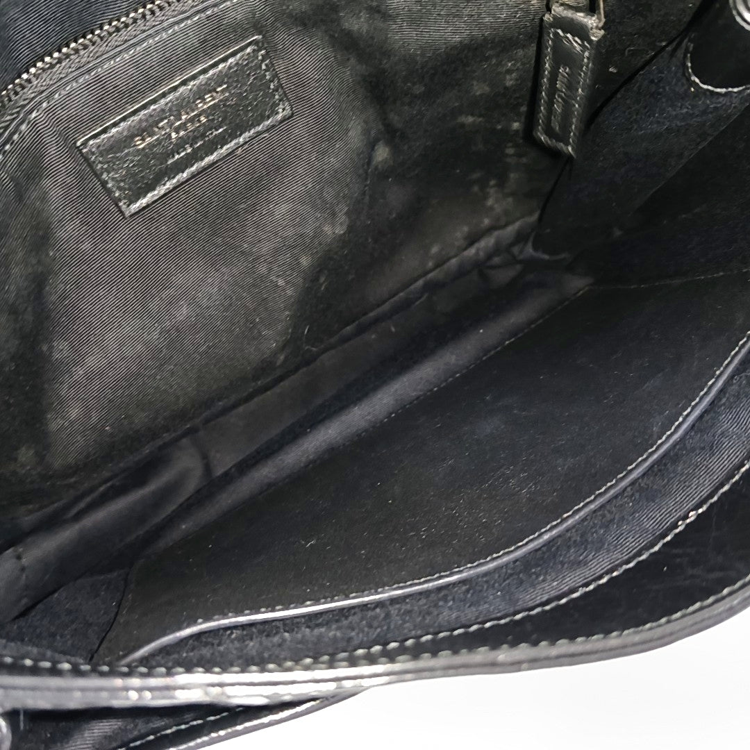 NIKI Medium Chevron Calfskin Black