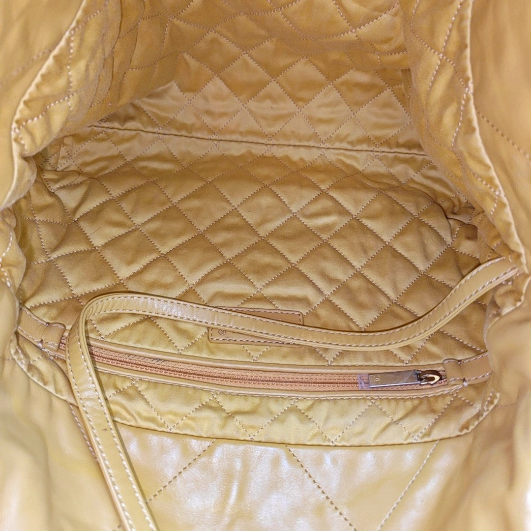 CHANEL 22 Small Quilted Calfskin Yellow
