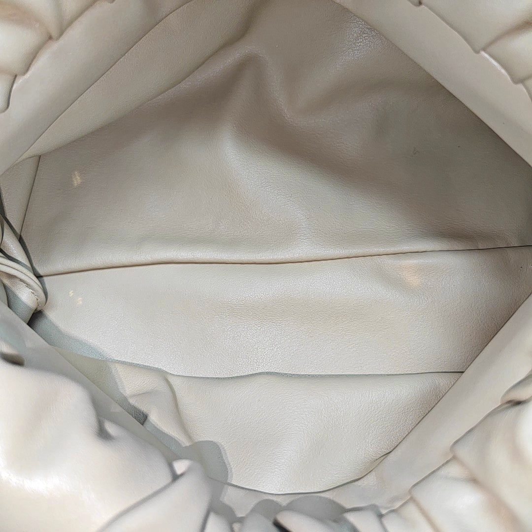The Pouch Mini Calfskin Beige