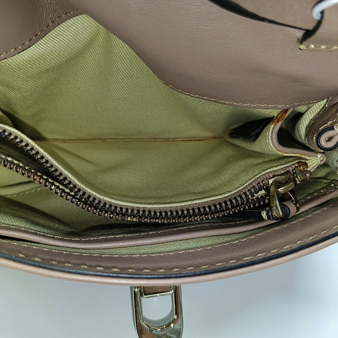 Rockstud Calfskin Pink