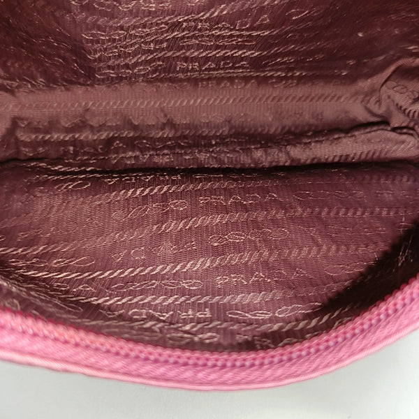 Re-Edition2000 Mini Nylon Red