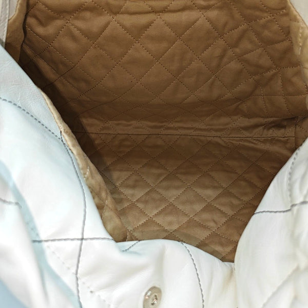 CHANEL 22 Medium Quilted Calfskin White
