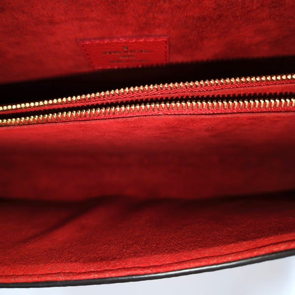 VICTOIRE Monogram Coated Canvas Brown
