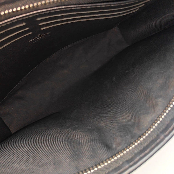 Pochette Voyag MM Damier Graphite Coated Canvas Gray