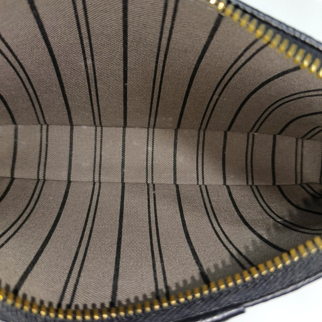 EASY POUCH ON STRAP Monogram Calfskin Black