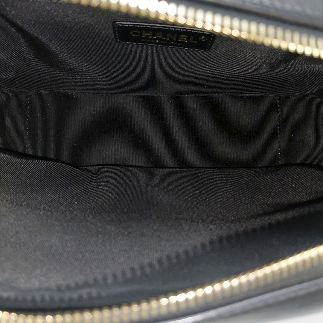 Quilted Calfskin Shoulder Bag Black