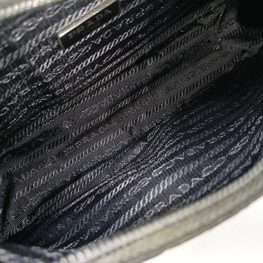 Re-Edition2000 Mini Nylon Black