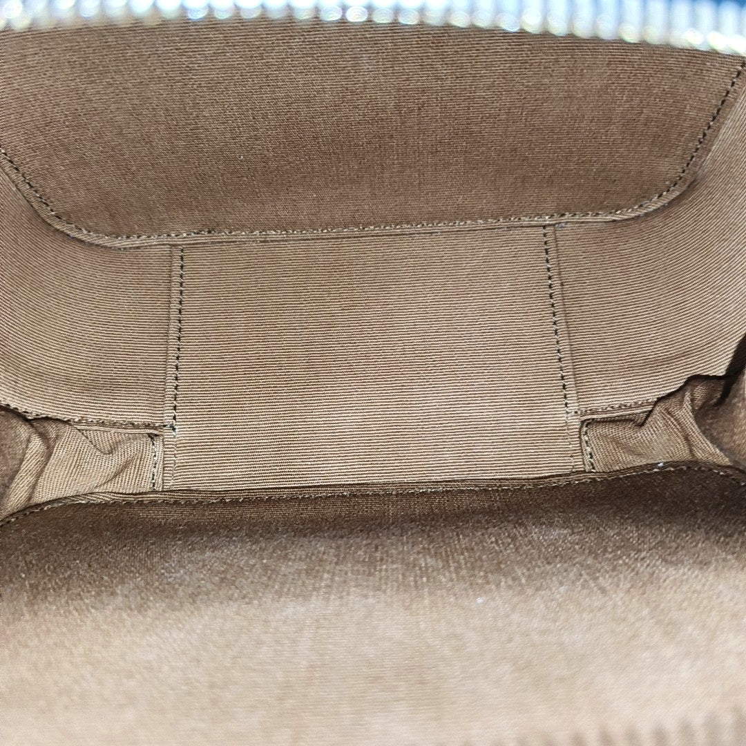 Authenticated pre-owned  TRIOMPHE Quilted Coated Canvas Black - Shoulder Bag at Looply