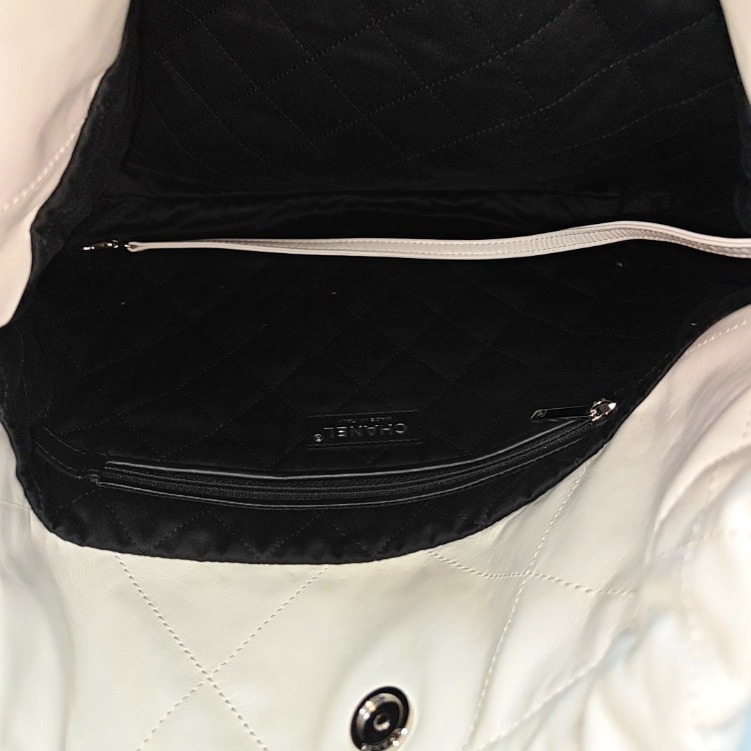 CHANEL 22 Small Quilted Calfskin White