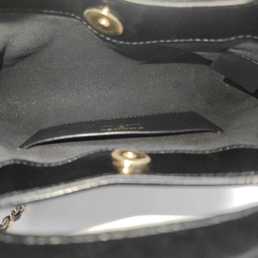 CHANEL 31 Quilted Waxed Cafskin Black