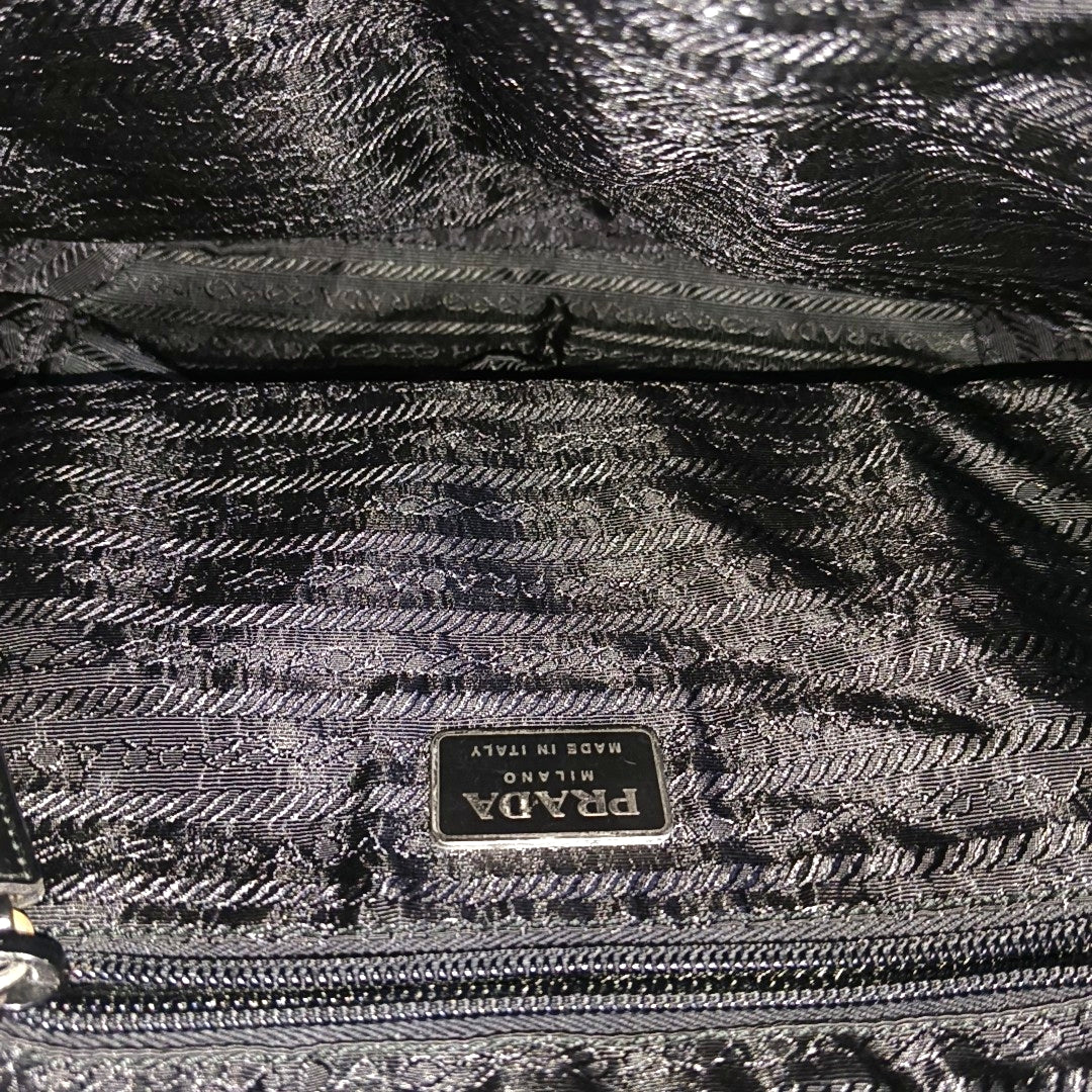 Vela Small Nylon Black