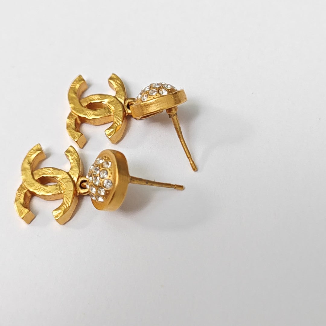Metal Gold Stud Earrings