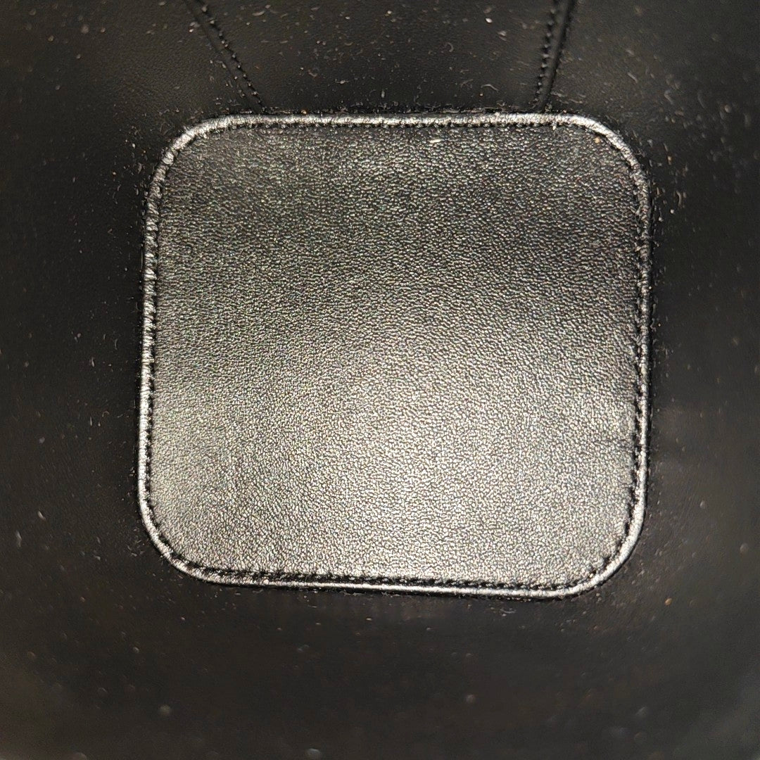 TRIOMPHE Mini Patent Leather Black