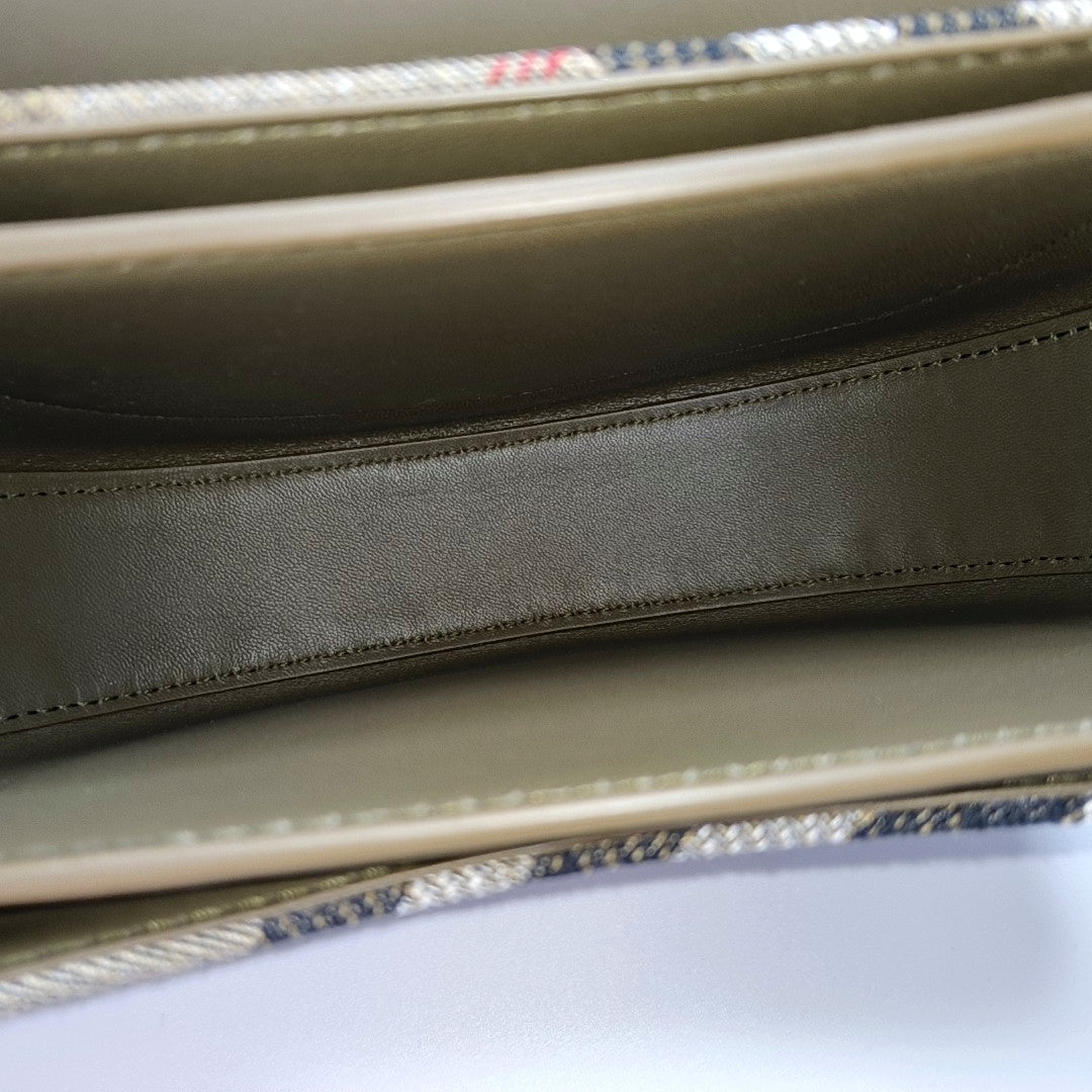 B Clip Small Fabric Brown