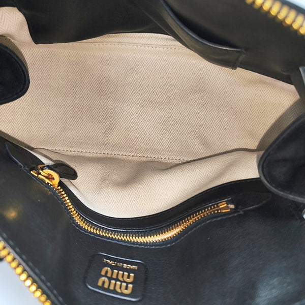 Aventure Lambskin Black