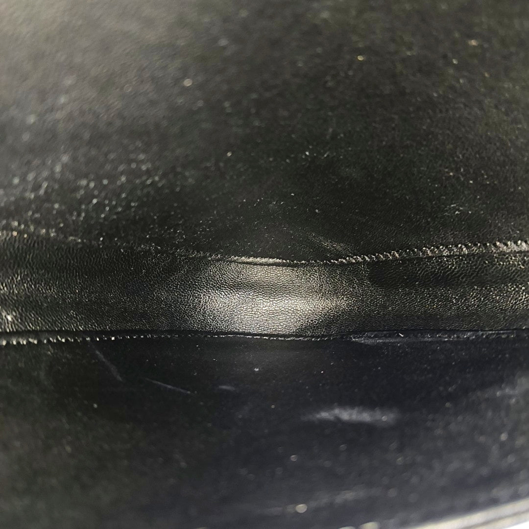 TRIANGLE Calfskin Black