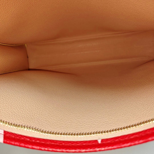 TOILET POCKET 26 Monogram Coated Canvas Red
