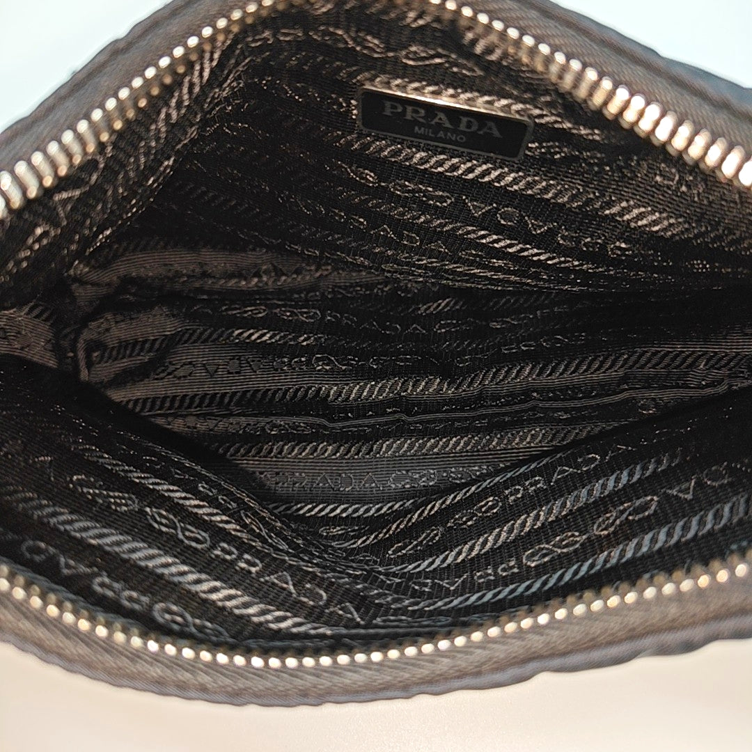 Re-Edition2000 Nylon Black