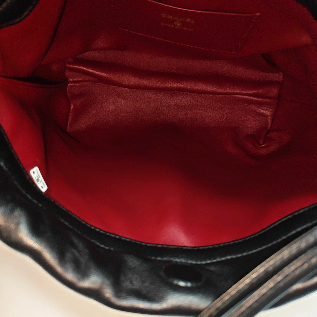 Quilted Lambskin Shoulder Bag Black