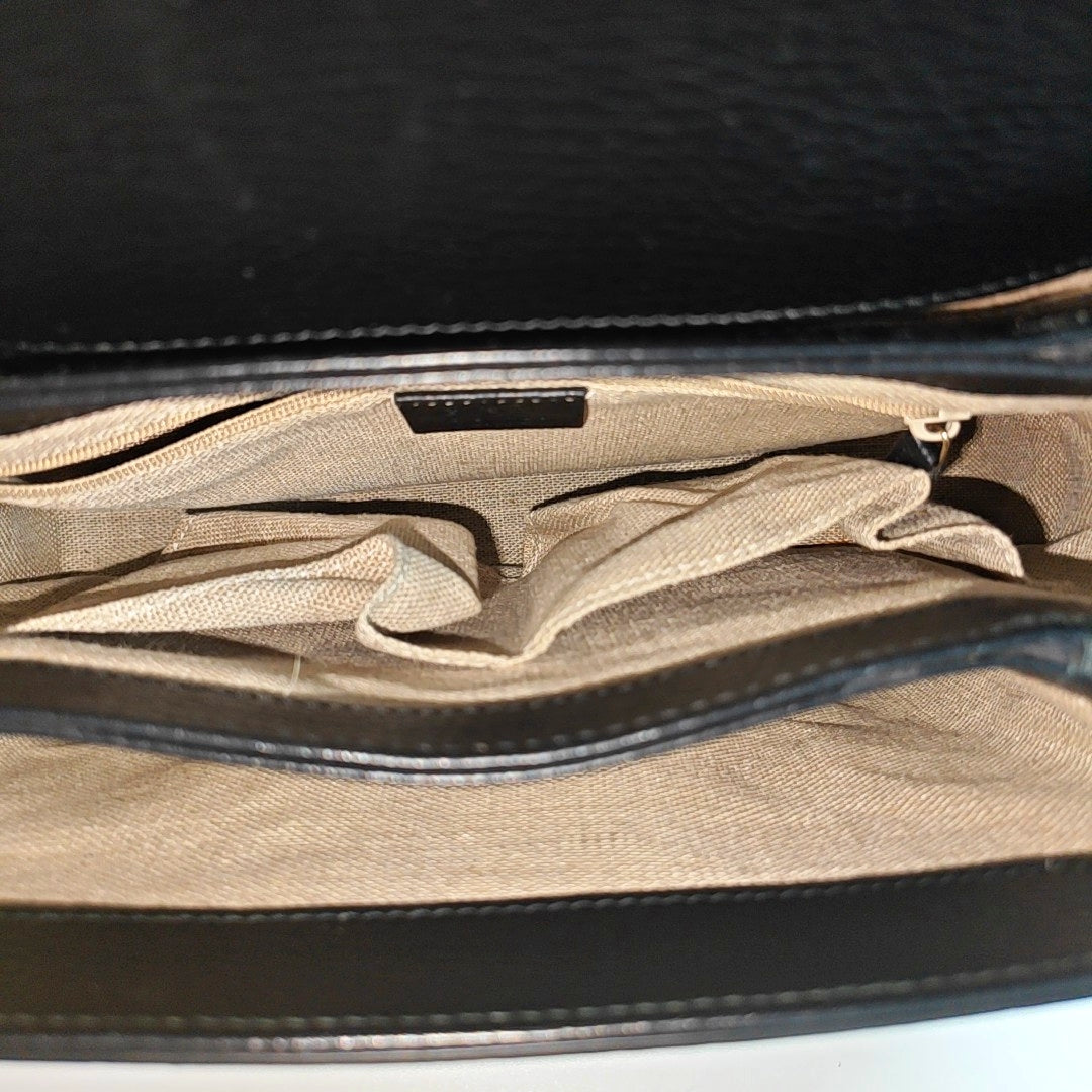 Interlocking G Large Calfskin Black