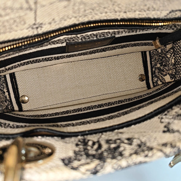 Lady Dior Medium Fabric Beige