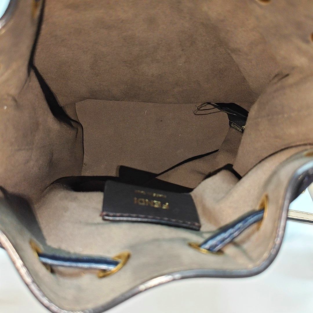 Authenticated pre-owned  Mon Tresor Mini Calfskin Pink - Bucket Bag at Looply