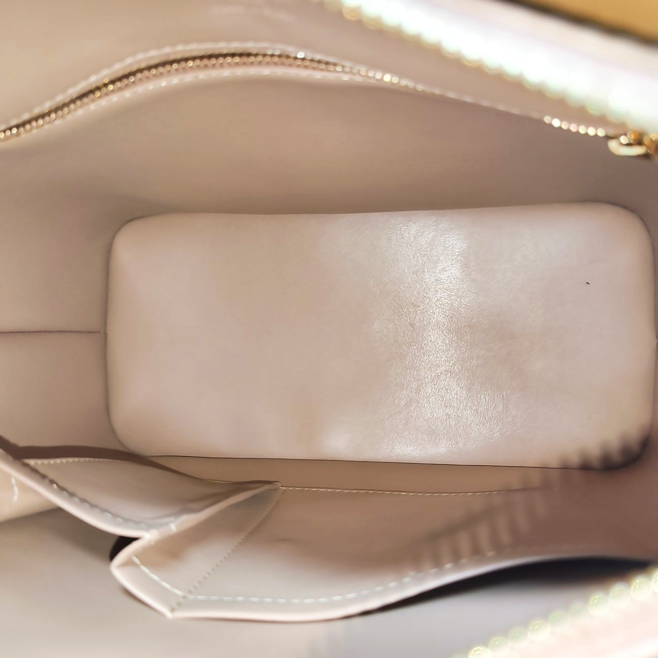 HOUSTON Monogram Patent Leather Beige